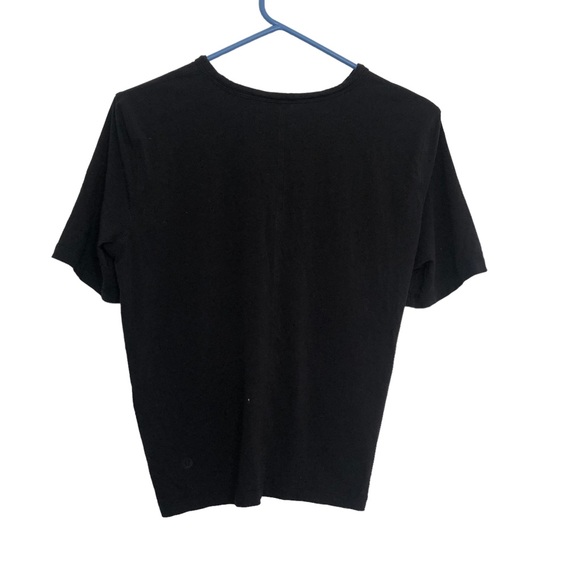 Lululemon Crescent Black Short Sleeve Top Tee Shirt Front Knot Womens Size 6 - Picture 2 of 3